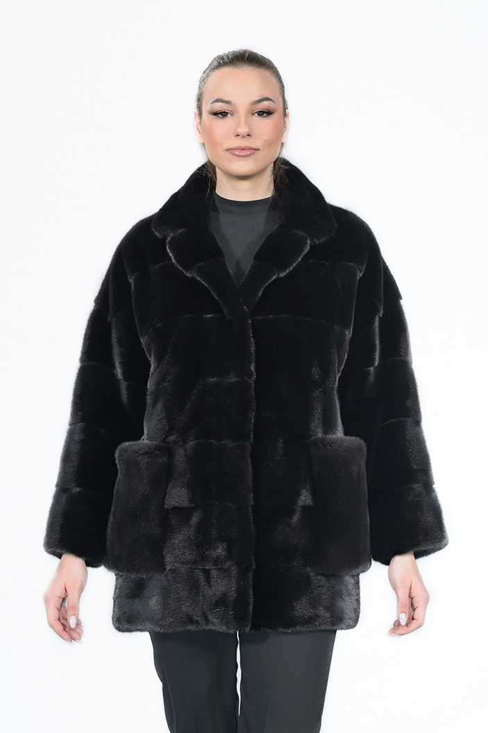 IT-233/A - Blackglama mink fur jacket with english collar
