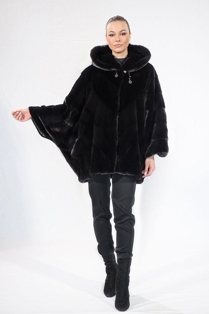 IT-221/K - Blackglama mink fur jacket with hood