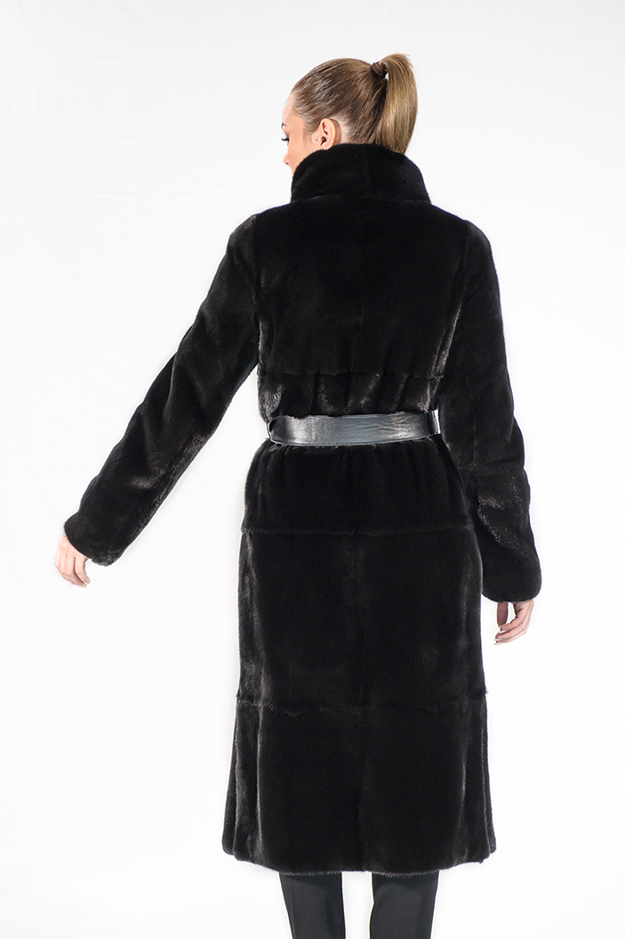 E-504/S - Blackglama mink fur coat with circular collar