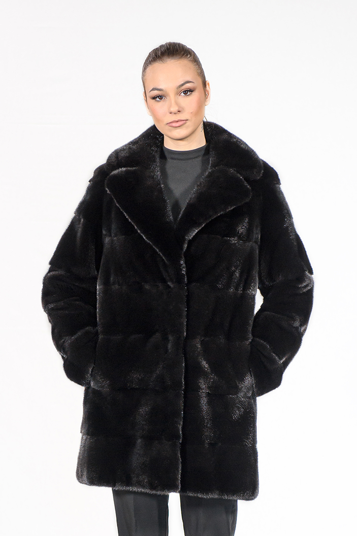 IT-9051/A - Blackglama mink fur jacket with english collar