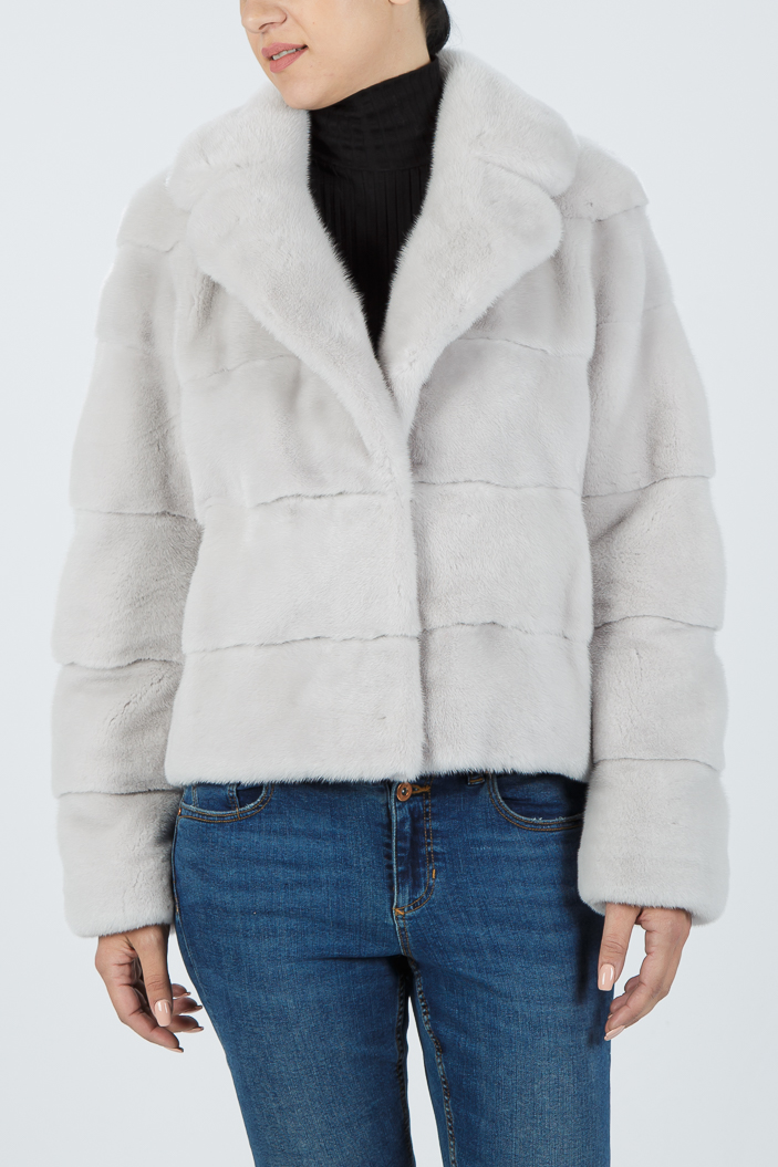 IT-9051/A - Cloude mink fur jacket with english collar