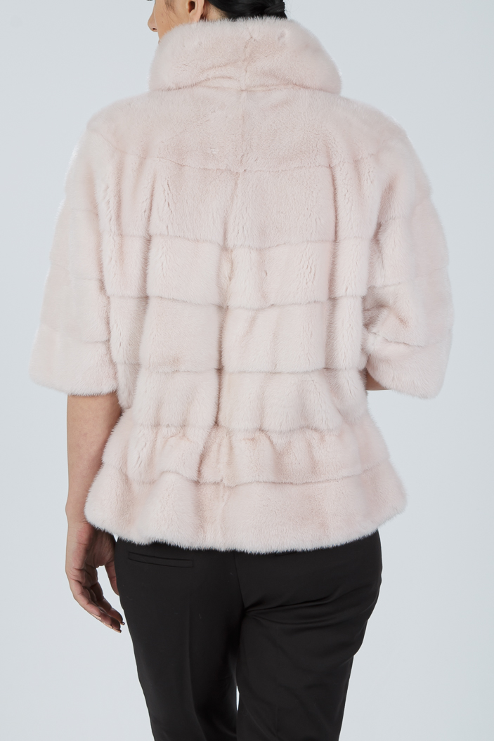 A-105/S - Roze mink fur jacket with short collar