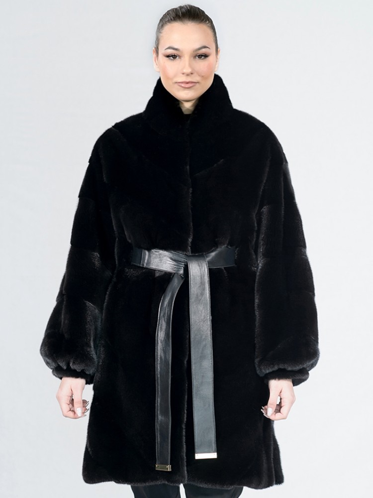 IT-256/S - Blackglama mink fur jacket with short collar