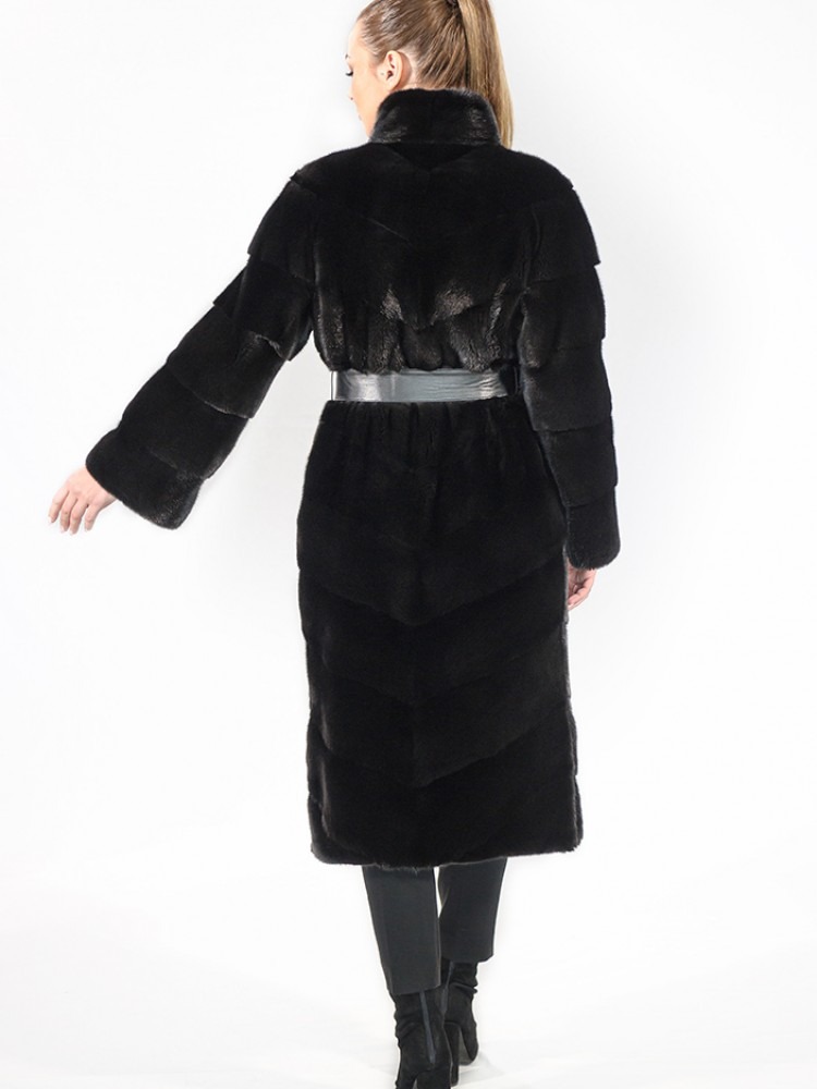IT-231/S - Blackglama mink fur semi-coat with short collar