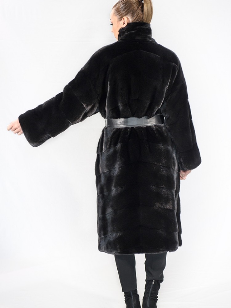IT-229/S - Blackglama mink fur coat with big collar