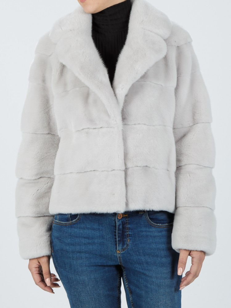 IT-9051/A - Cloude mink fur jacket with english collar